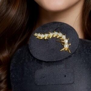 VTG Olia Brooch – Gold Tone Rhinestone Arc Pin with Faux Pearl Starburst Accent